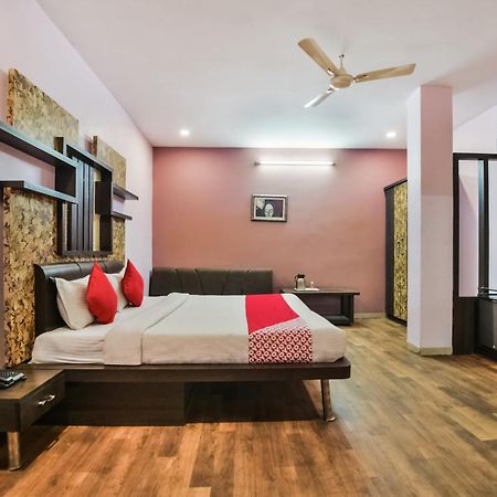 Oyo Hotel Ajanta Hamirgarh Екстер'єр фото
