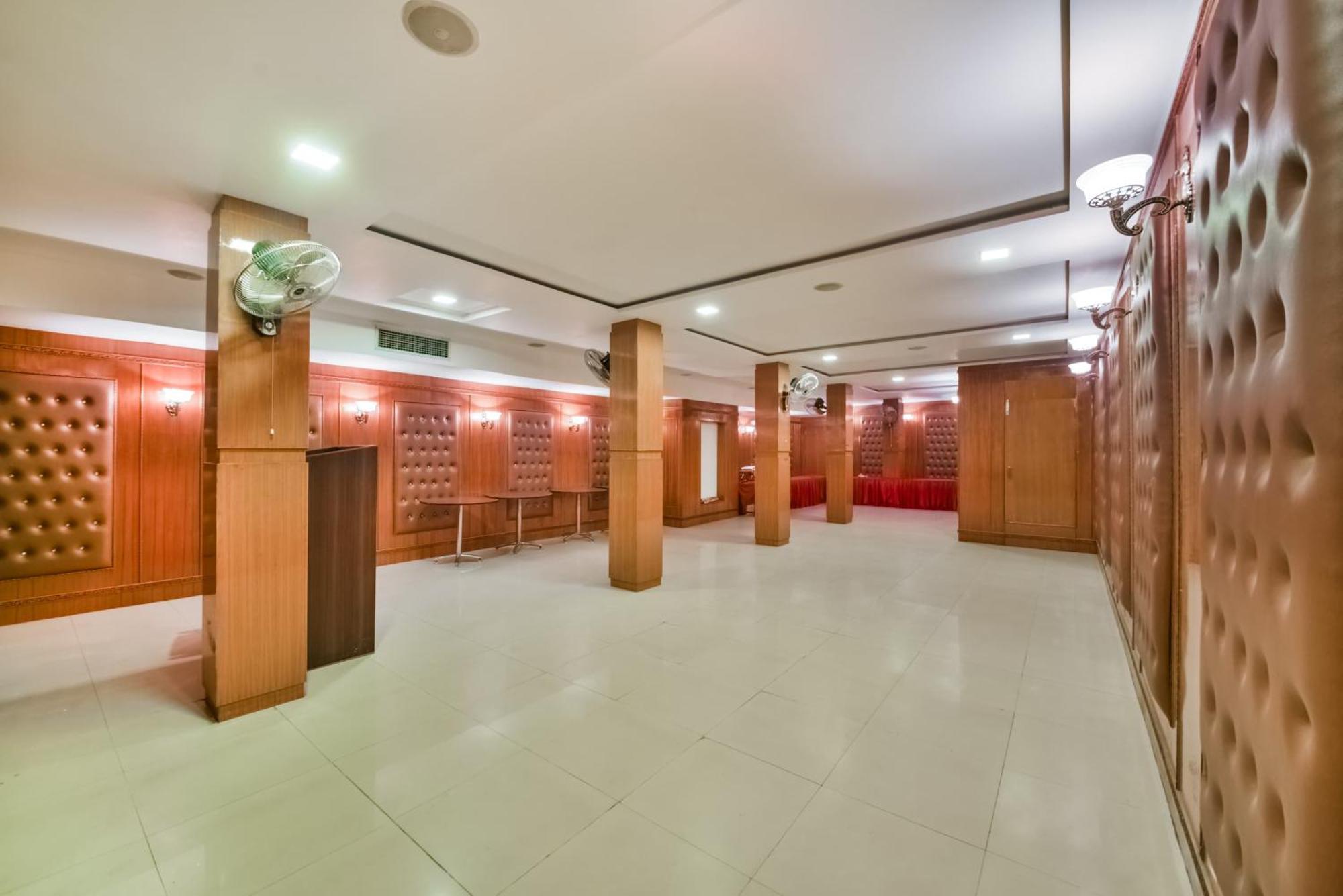 Oyo Hotel Ajanta Hamirgarh Екстер'єр фото