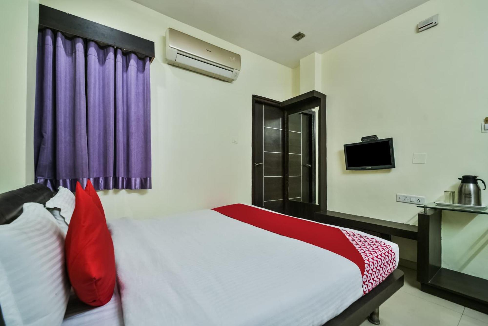 Oyo Hotel Ajanta Hamirgarh Екстер'єр фото