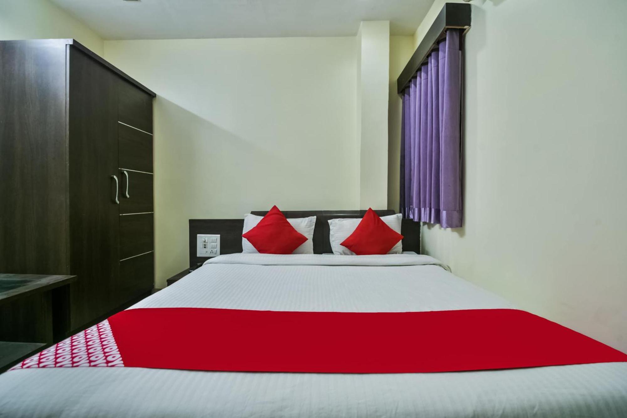Oyo Hotel Ajanta Hamirgarh Екстер'єр фото